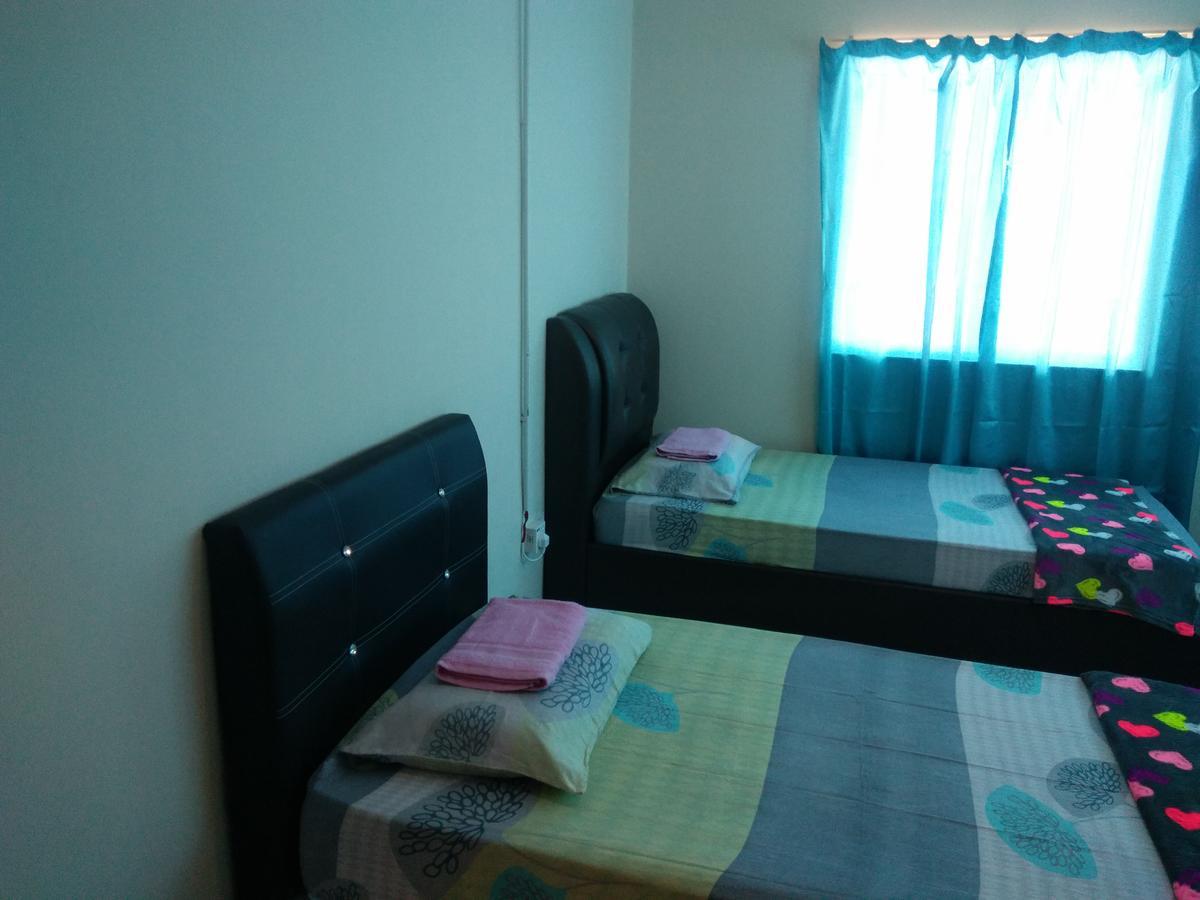 Sarinas Homestay Semporna Exterior photo